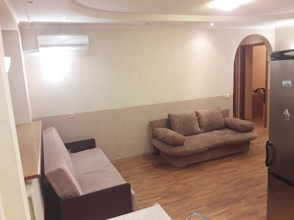 Appartment Near M. 23 Serpnya Харьков Экстерьер фото